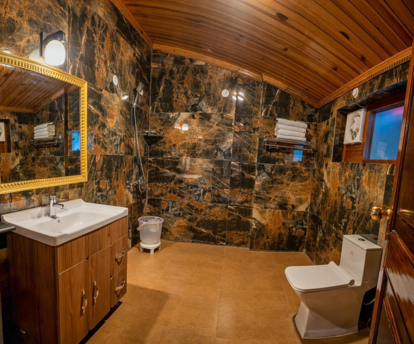 נייניטל The Hive Cottage By Royal Collection Hotels מראה חיצוני תמונה